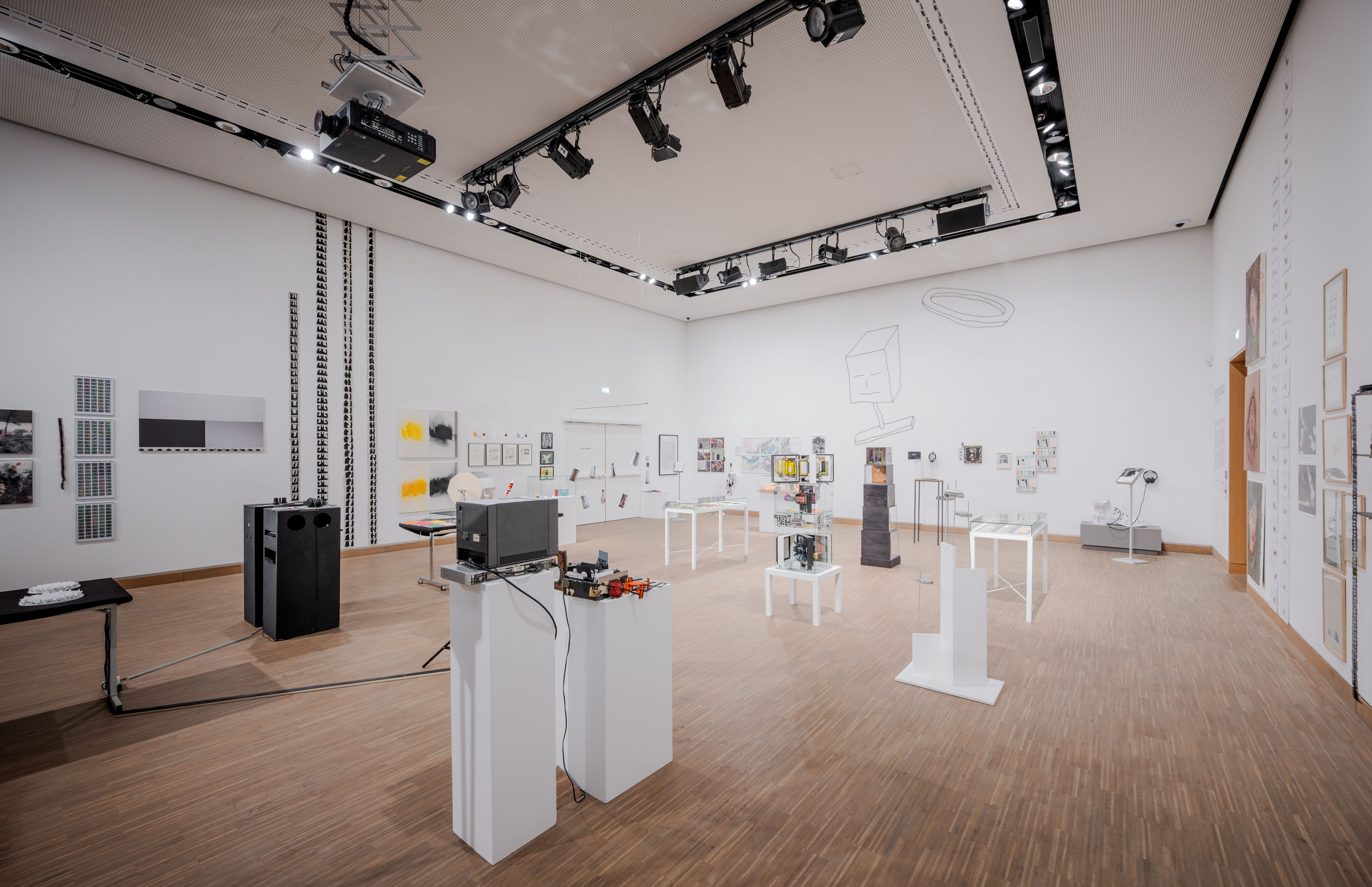 Another view of the Bild für Bild exhibition